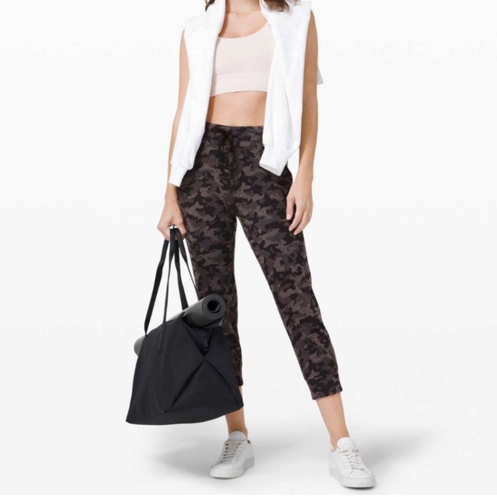 Lululemon Ready to Rulu crop Jogger Heritage Camo Jacquard Black Lunar Rock 8